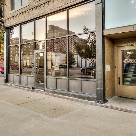 Deluxe Studio In Historic Downtown Building! Bartlesville Buitenkant foto